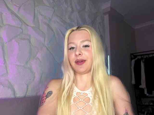 leilaelli webcam