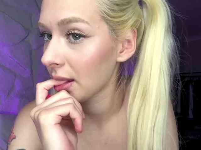 leilaelli webcam