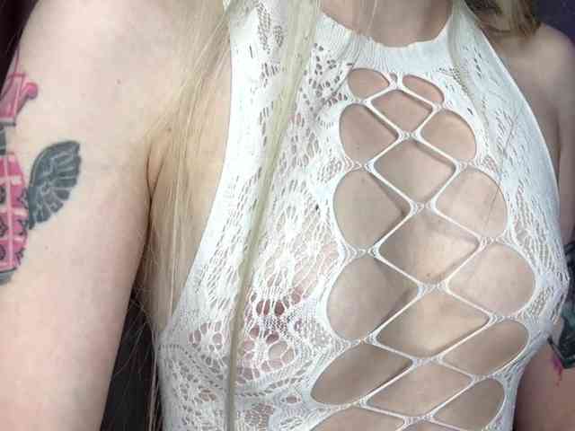 leilaelli webcam