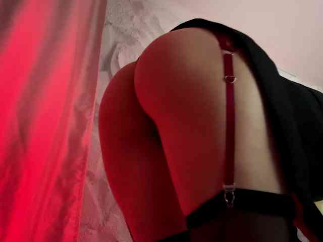 leilaelli webcam