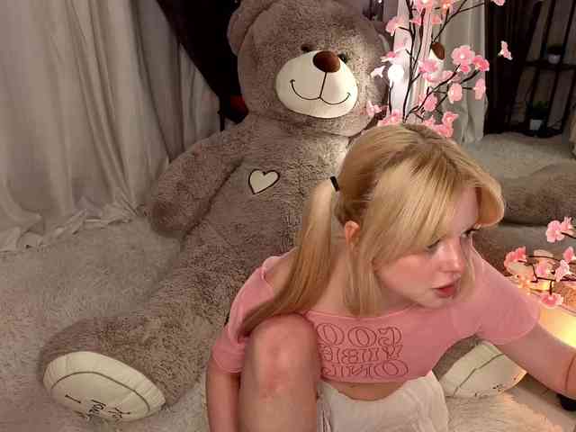 Model: lolabunny2008