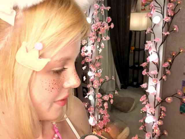 Model: lolabunny2008
