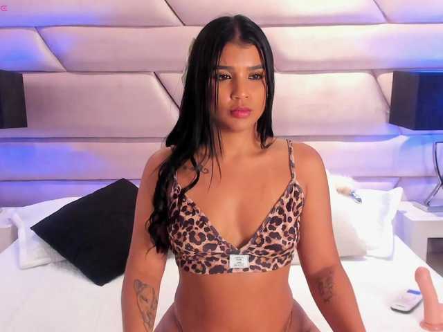 MeganRicci live cam on BongaCams