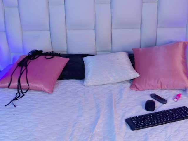 MeganRicci live cam on BongaCams