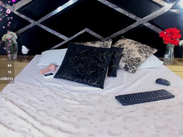 MeganRicci live cam on BongaCams