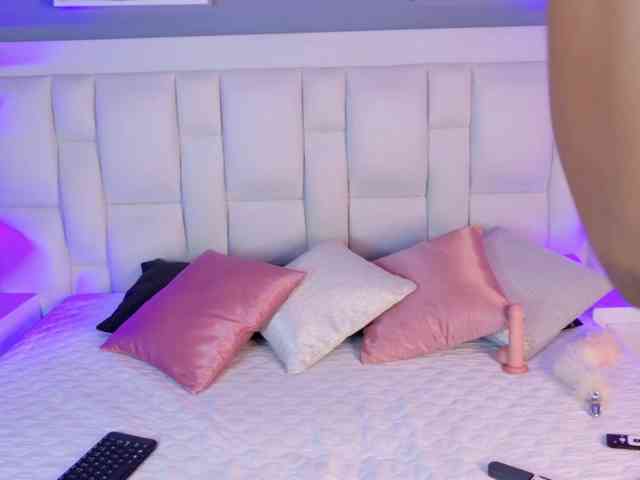 MeganRicci webcam
