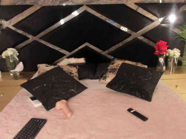 MeganRicci webcam