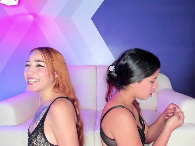 awesomeparty19 live cam on BongaCams
