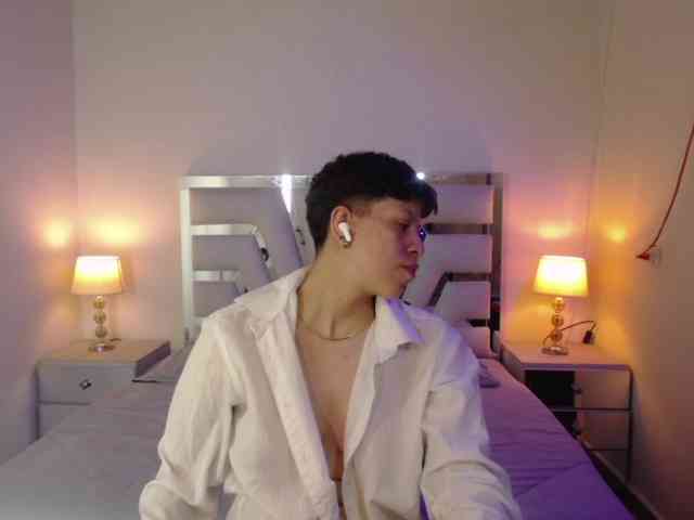 Asher-addams webcam