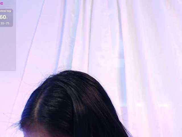 melanie-gates live cam on BongaCams