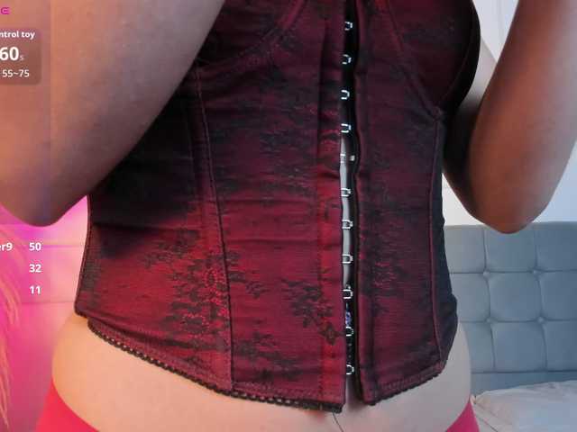 melanie-gates live cam on BongaCams