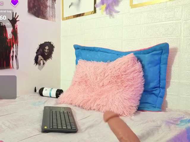 melanie-gates live cam on BongaCams