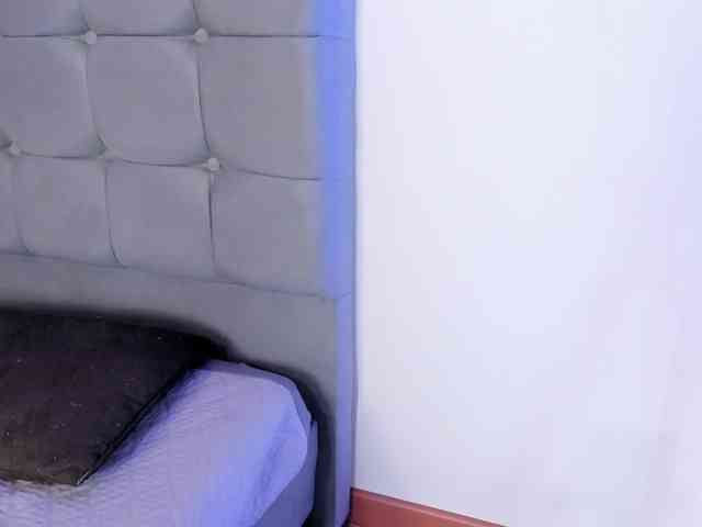 melanie-gates webcam