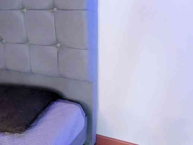 melanie-gates webcam
