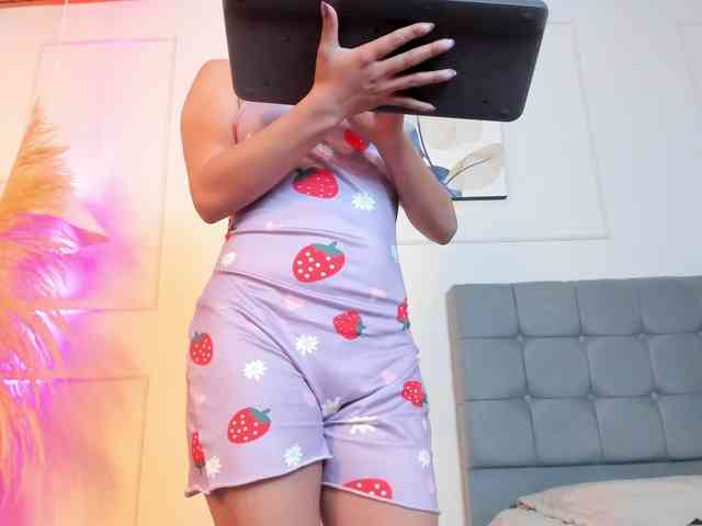 melanie-gates webcam
