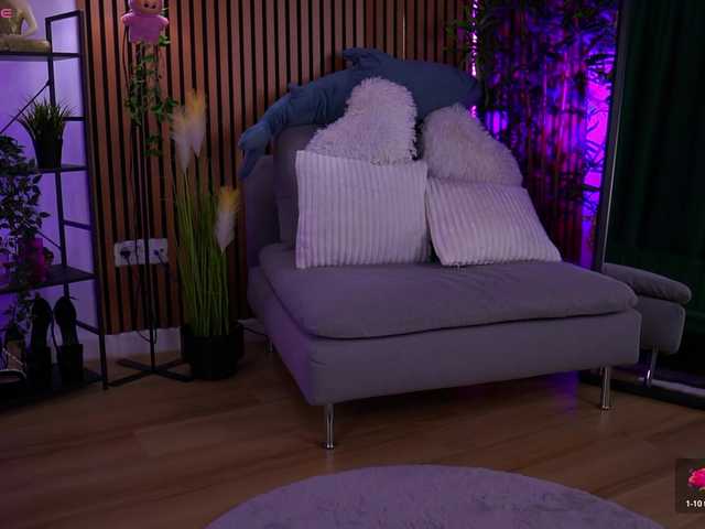 AlyseBaby live cam on BongaCams