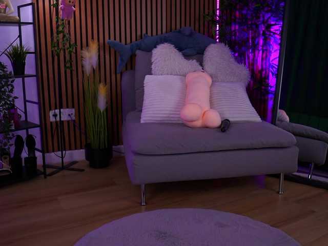 AlyseBaby live cam on BongaCams