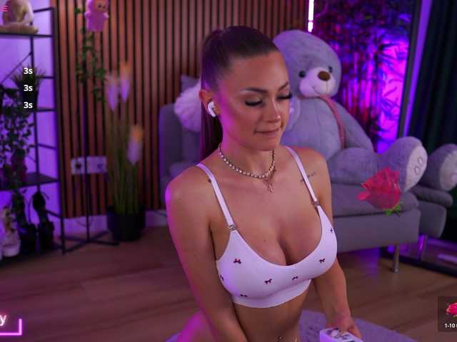 AlyseBaby live cam preview