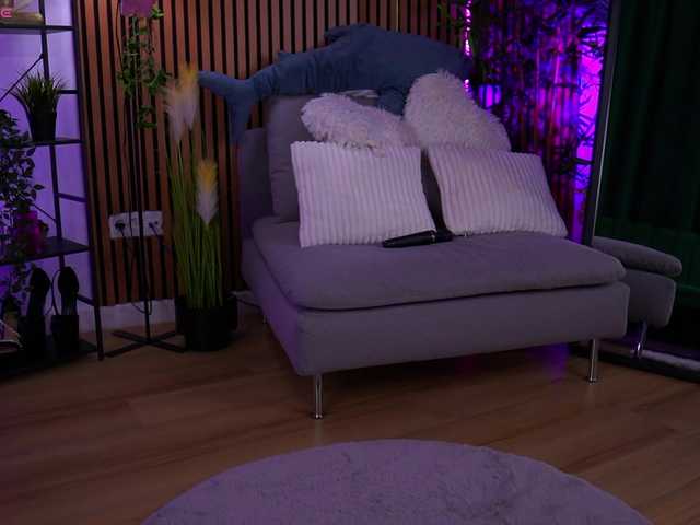 AlyseBaby live cam on BongaCams