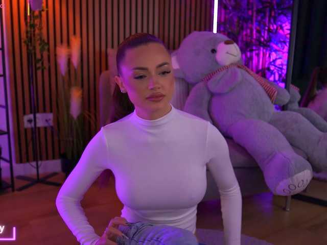 AlyseBaby live cam on BongaCams