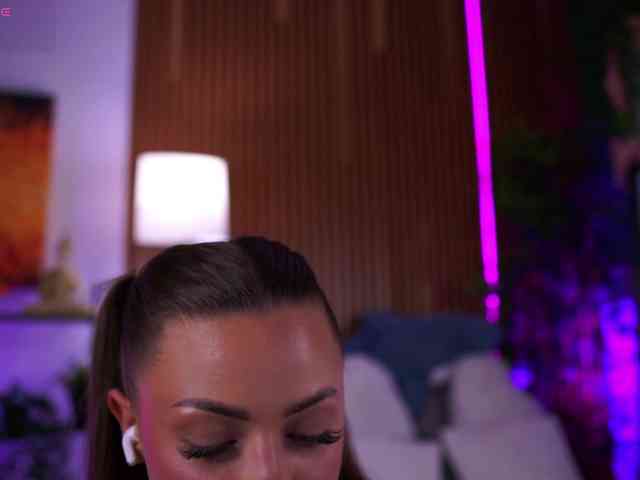 AlyseBaby Sex Cam Show