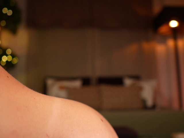 SofiaWaveess live cam on BongaCams