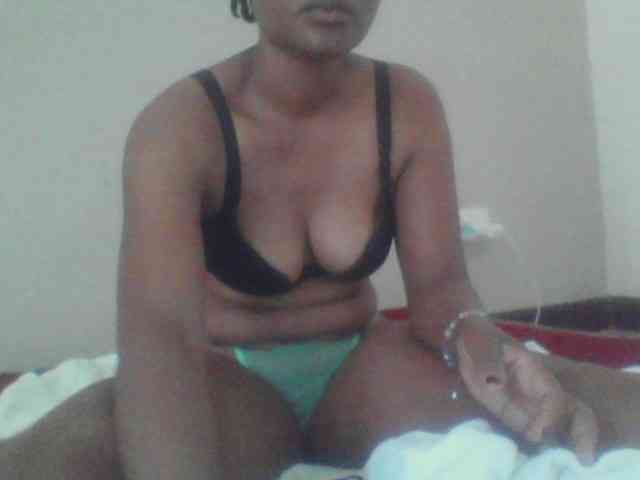 Sweatmelanin webcam
