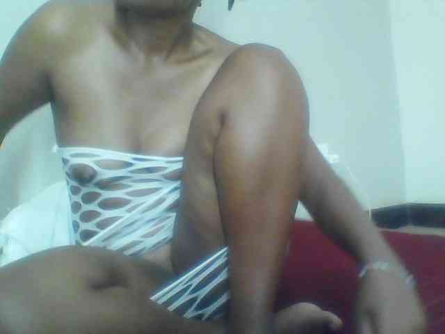 Sweatmelanin webcam