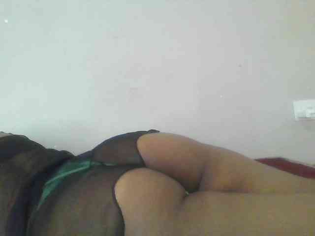 Sweatmelanin webcam