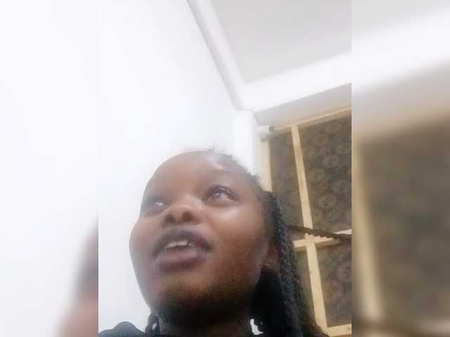 Zayra-2 live cam on BongaCams