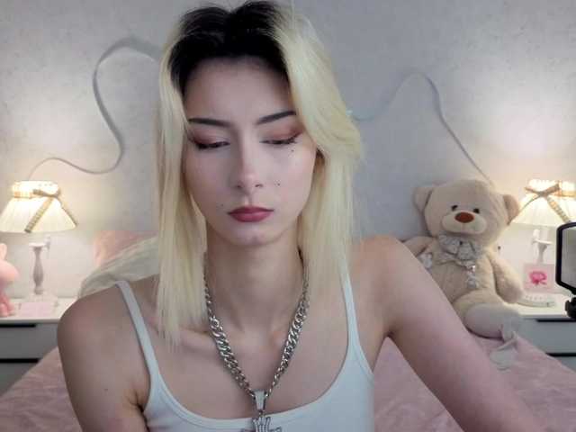 kittysocutie live cam on BongaCams