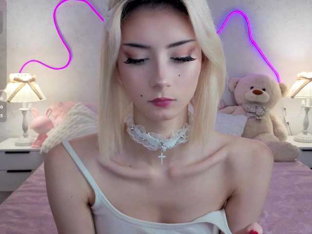 kittysocutie live cam on BongaCams