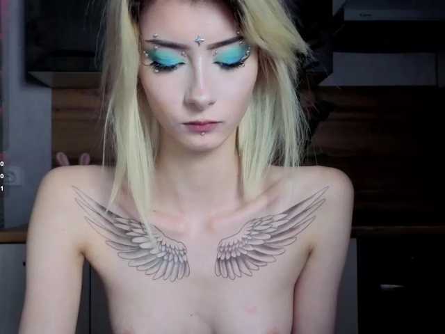 kittysocutie live cam on BongaCams