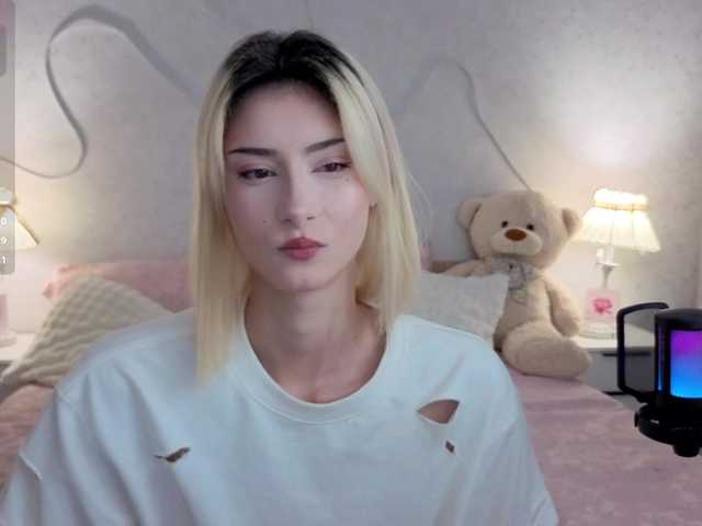 kittysocutie live cam on BongaCams
