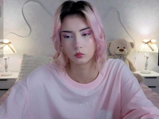 kittysocutie live cam on BongaCams