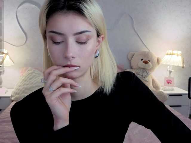 kittysocutie live cam on BongaCams