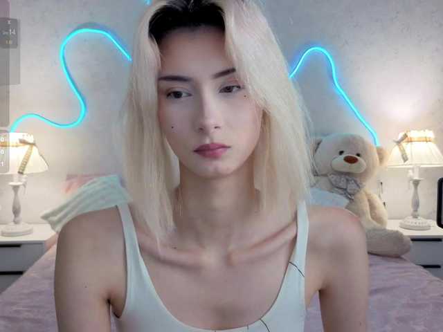 kittysocutie live cam on BongaCams