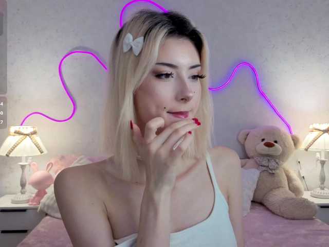 kittysocutie live cam on BongaCams