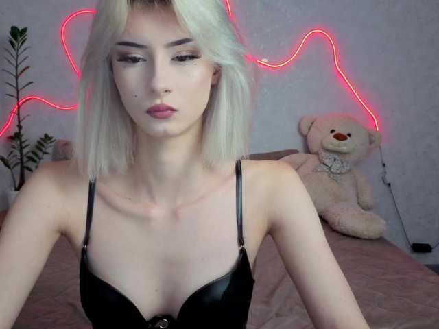 kittysocutie live cam on BongaCams