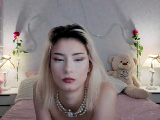 kittysocutie live cam on BongaCams