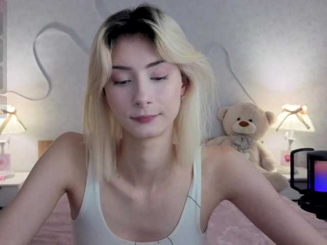 kittysocutie live cam on BongaCams