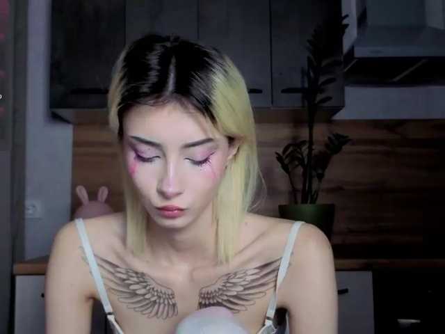 kittysocutie live cam on BongaCams
