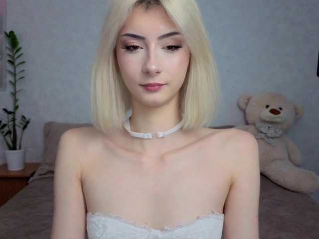 kittysocutie live cam on BongaCams