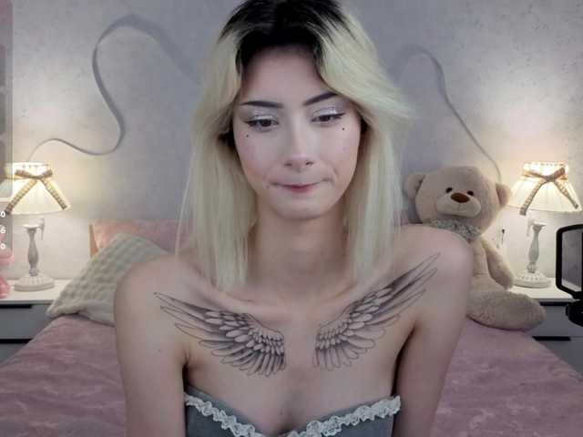 kittysocutie live cam on BongaCams