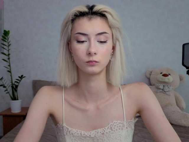 kittysocutie live cam on BongaCams