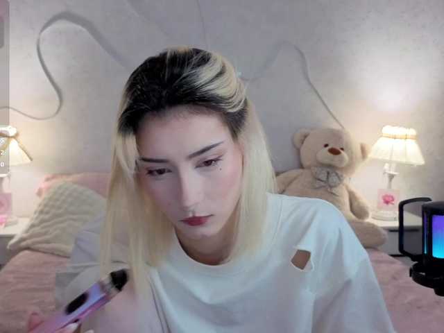 kittysocutie live cam