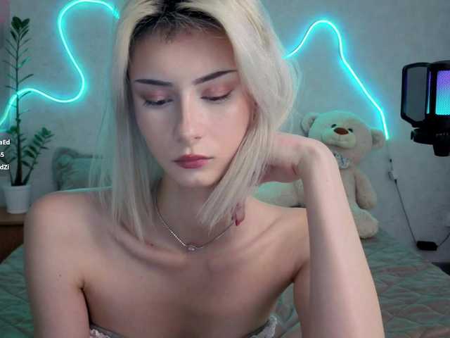 kittysocutie live cam on BongaCams