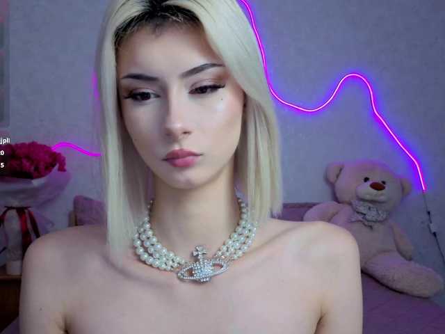 kittysocutie live cam on BongaCams
