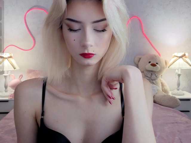 kittysocutie