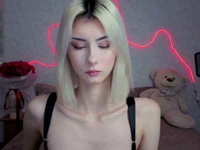 kittysocutie live cam on BongaCams